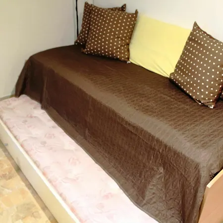 With One Bedroom In Pescara, With Enclosed Garden And Wifi - Appartamento *